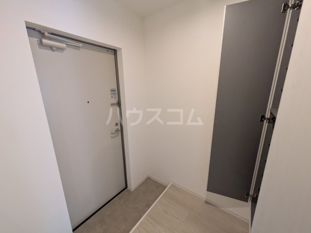 13/30 玄関