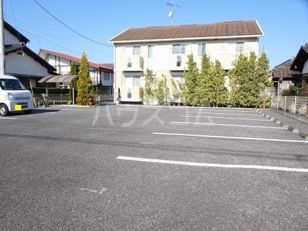 22/23 駐車場