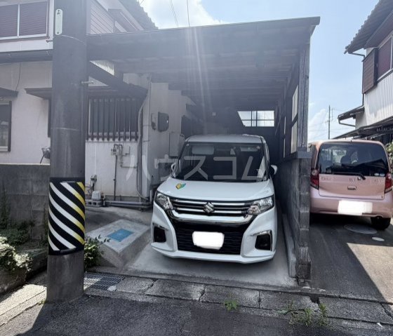 23/24 駐車場