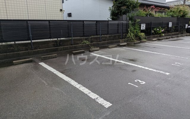 17/19 駐車場