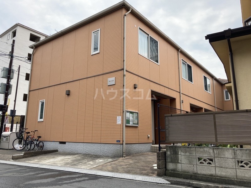 18/18 エントランス