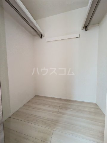 13/30 収納