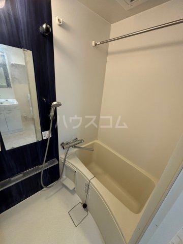 13/30 浴室