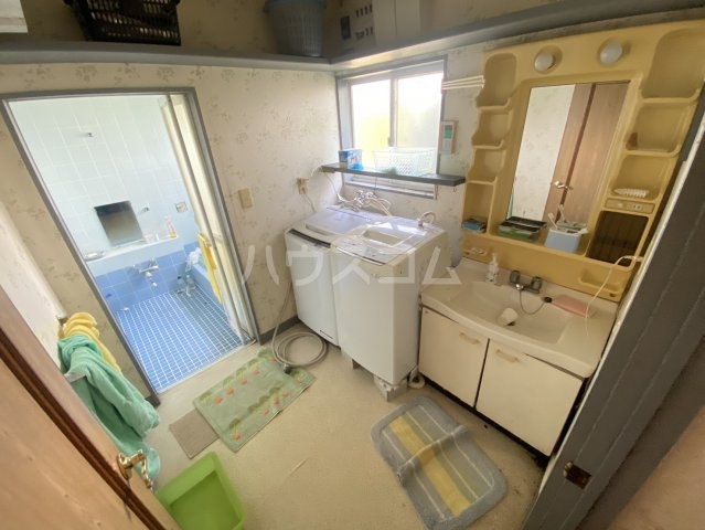 23/30 洗面
