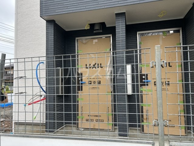 14/30 玄関