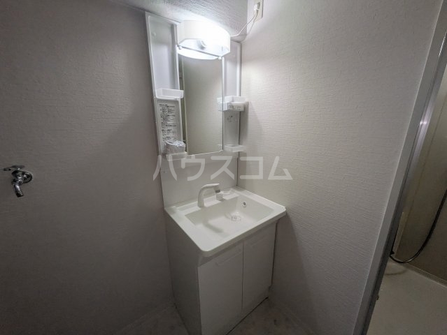 17/30 洗面