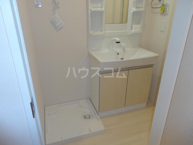 18/23 洗面