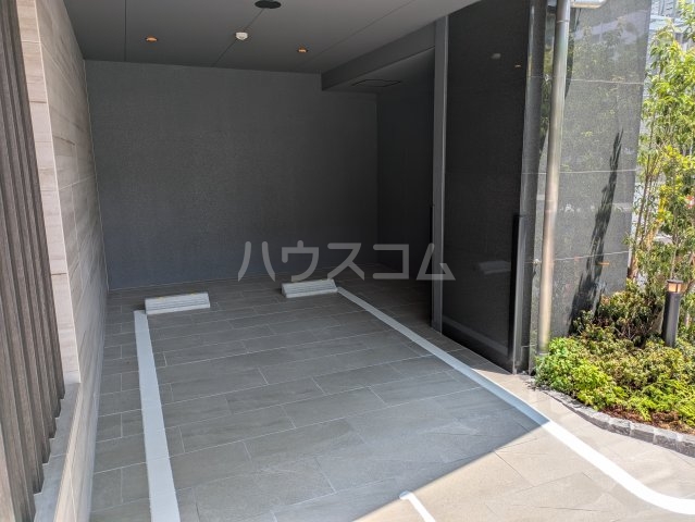 16/20 駐車場