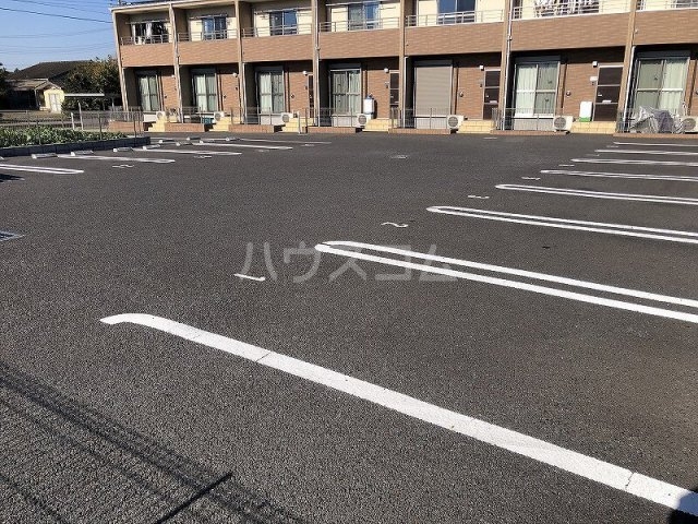 2/8 駐車場