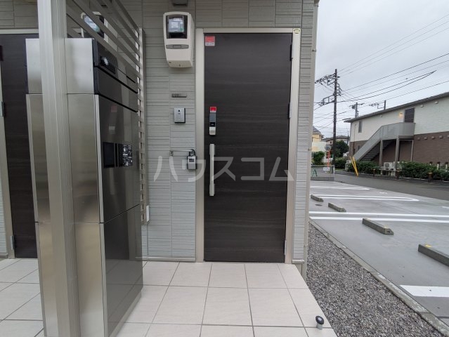 25/30 エントランス