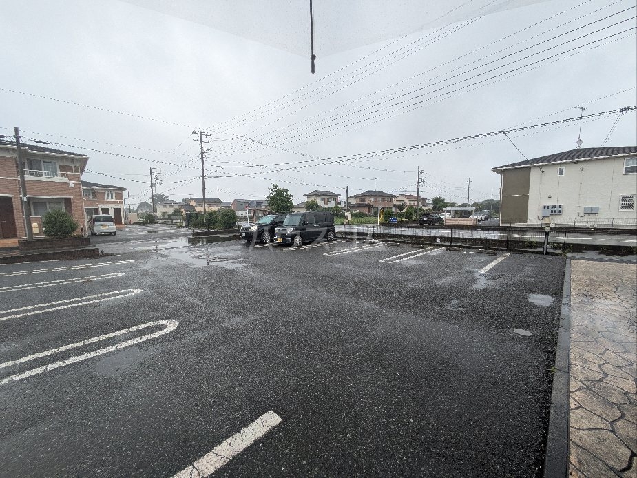 2/10 駐車場