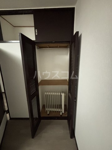 13/30 収納