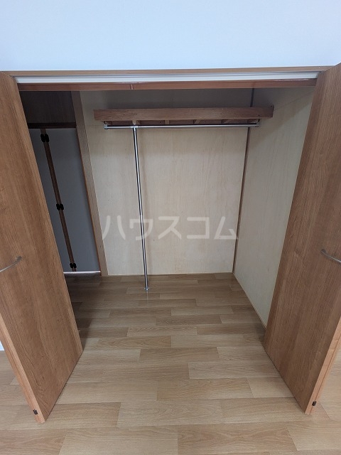 13/30 収納