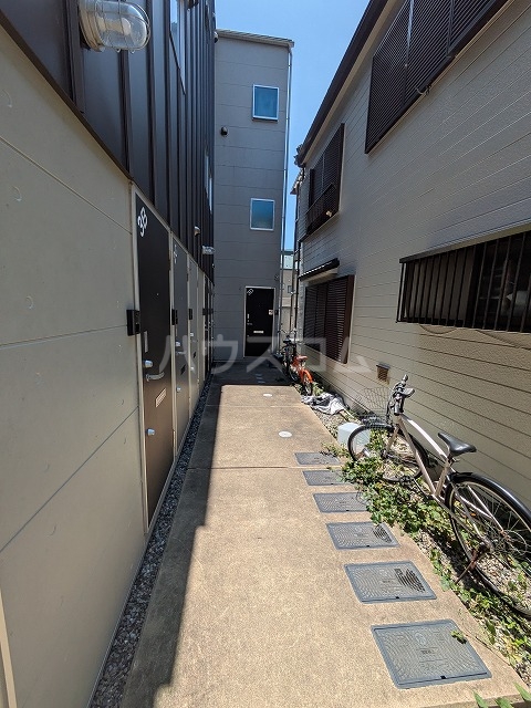 3/4 エントランス