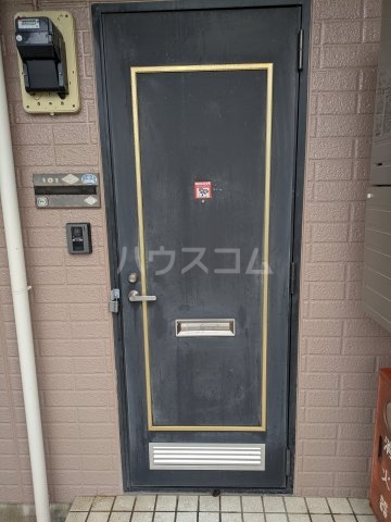 19/21 エントランス