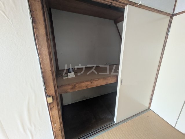13/29 収納