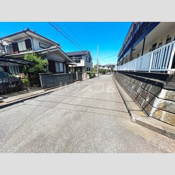 15/23 駐車場