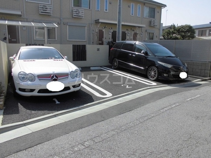 2/10 駐車場