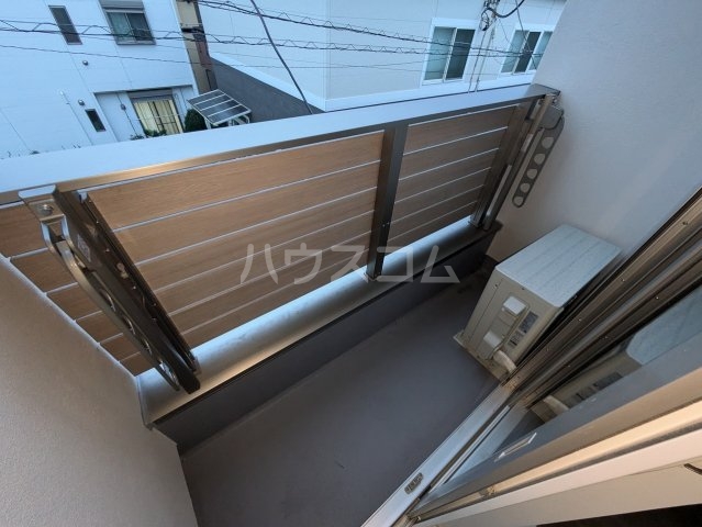21/30 バルコニー
