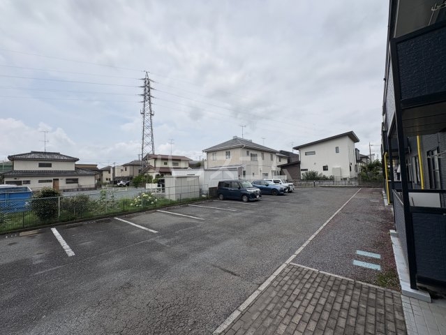 2/4 駐車場