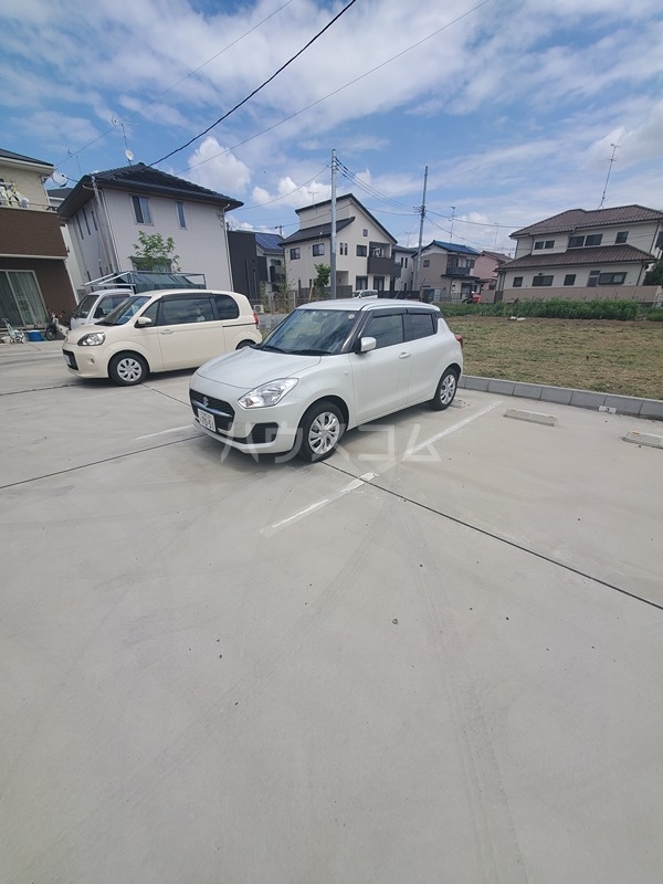 15/25 駐車場