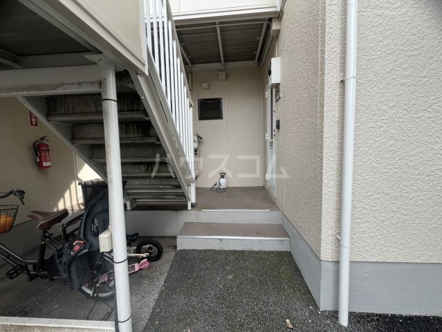 14/22 エントランス