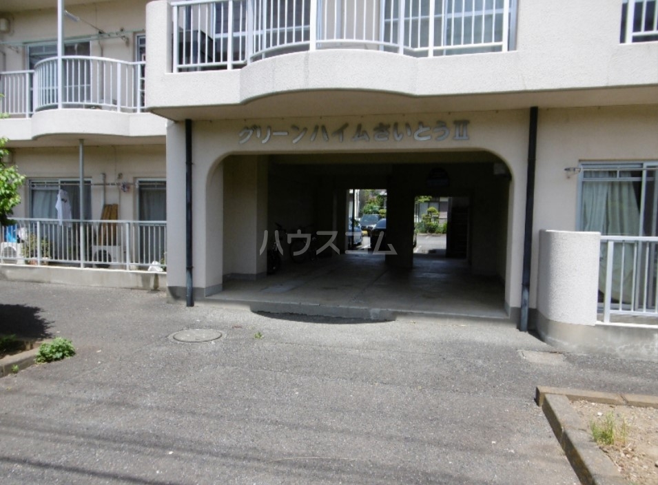 23/25 エントランス