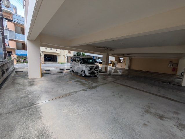 2/9 駐車場