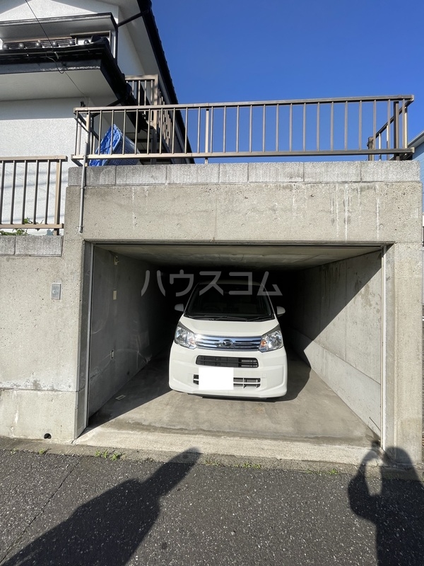 2/4 エントランス
