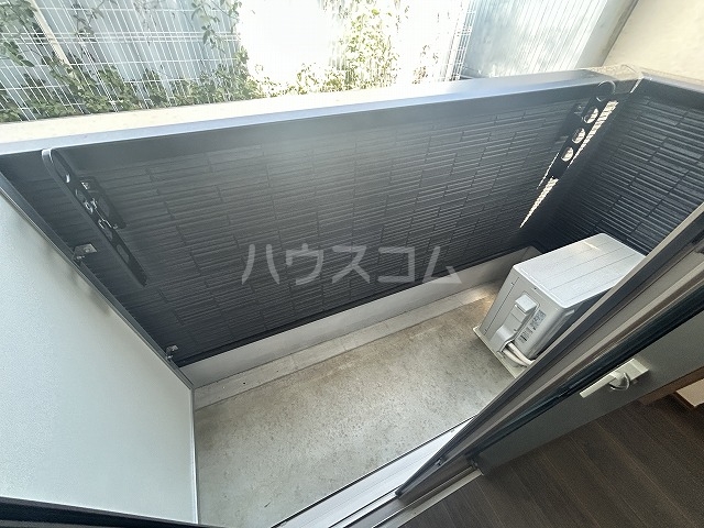 21/30 バルコニー