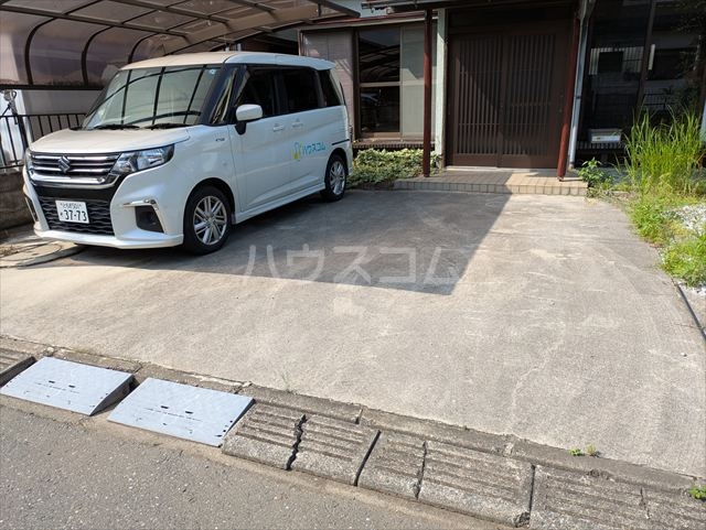 2/8 駐車場