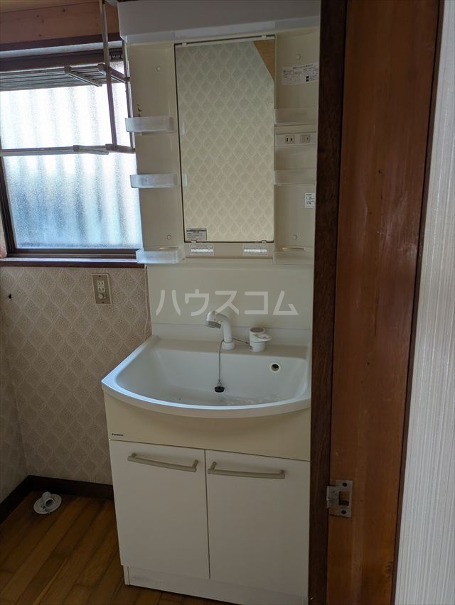 17/30 洗面