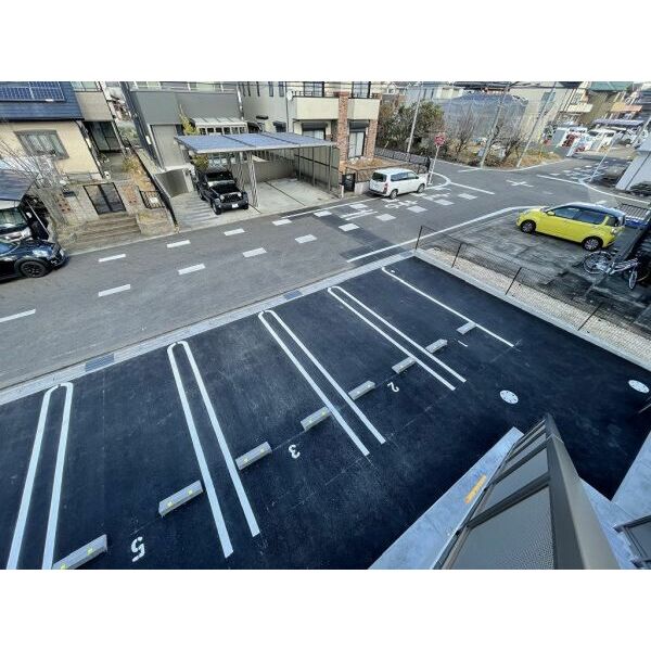 20/24 駐車場