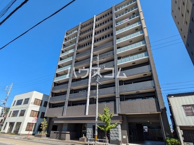 1/4 外観