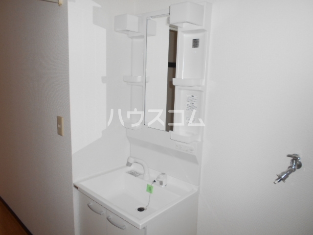 13/30 洗面