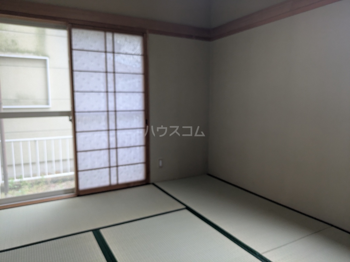 13/30 寝室