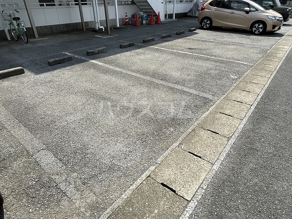 24/30 駐車場