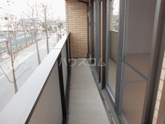 13/20 バルコニー