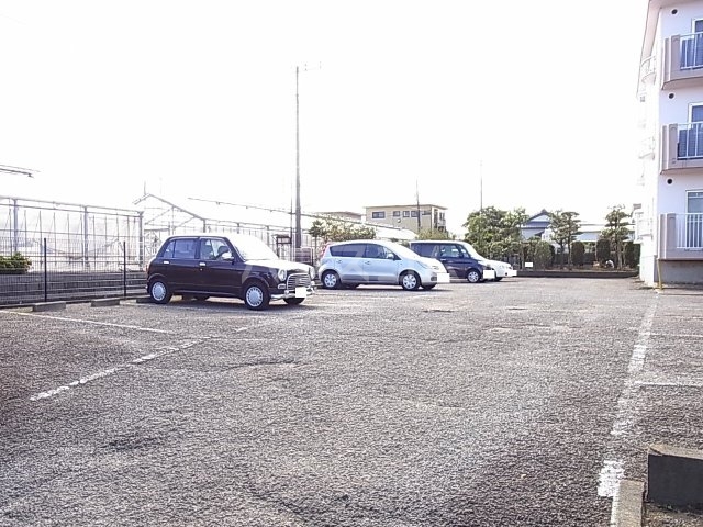 26/30 駐車場