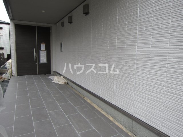 20/27 エントランス