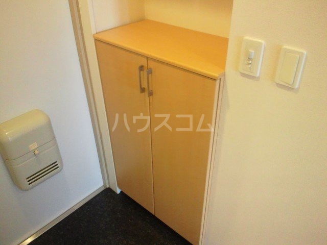 13/30 玄関