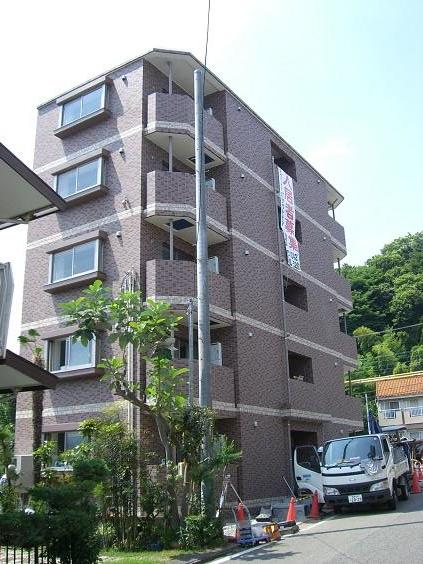 17/25 エントランス