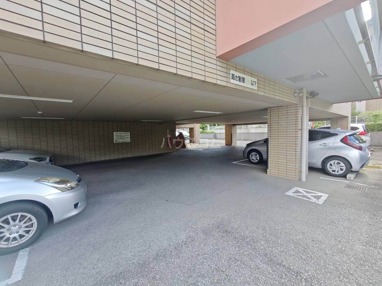 3/4 駐車場