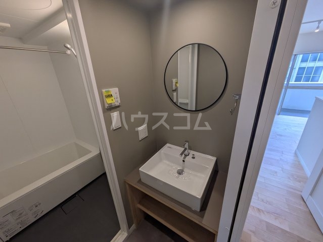 13/28 洗面