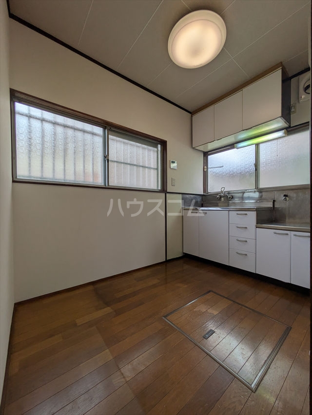 14/30 キッチン