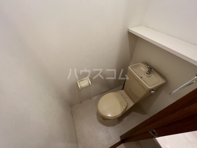 13/30 トイレ