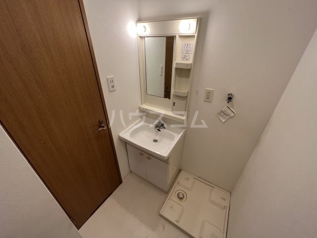 15/30 洗面