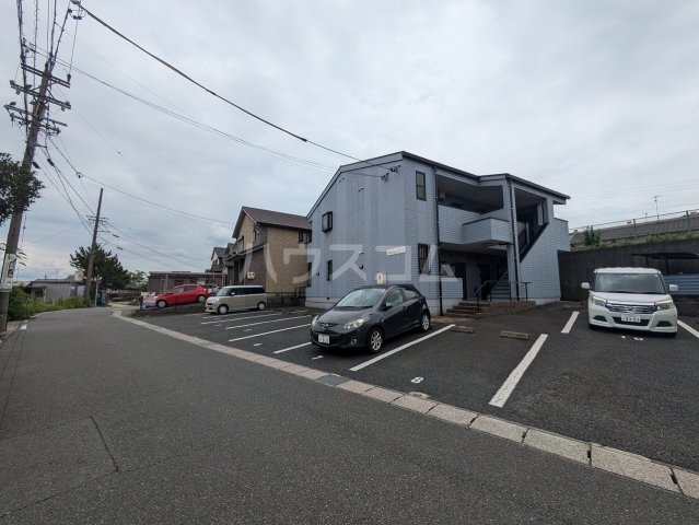 16/23 駐車場