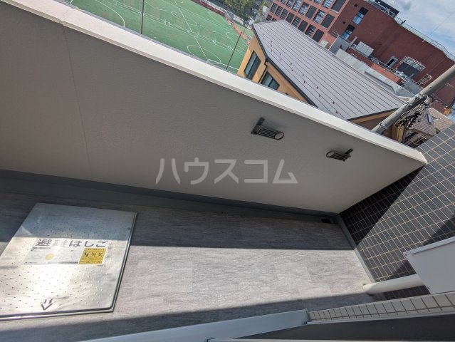 21/30 バルコニー