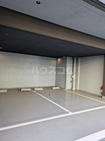 18/24 駐車場